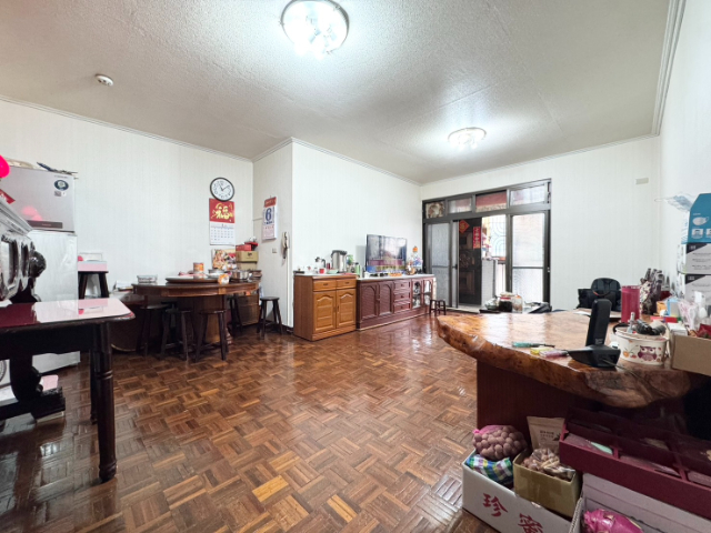 泰山買房賣屋花博旁天然瓦斯邊間5房頂佳,台北市中山區龍江路