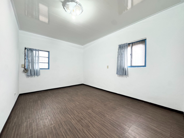 泰山買房賣屋花博旁天然瓦斯邊間5房頂佳,台北市中山區龍江路