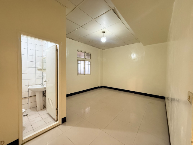 泰山買房A6機捷旁大公寓1F(工業用),新北市泰山區壽山路