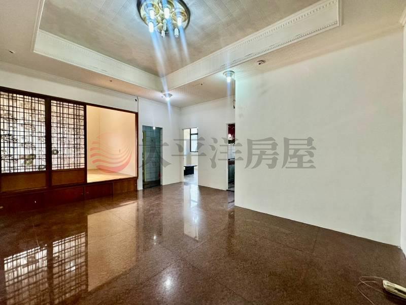 ☀雙捷運最低總價採光美宅(工業用),新北市泰山區德安街