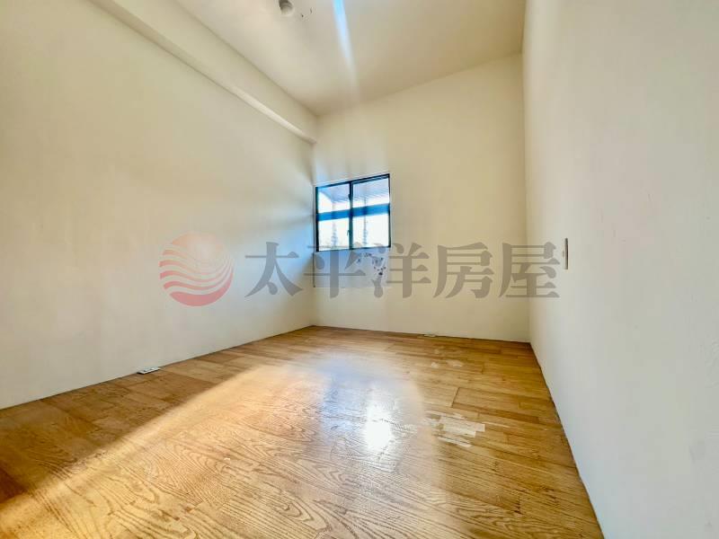 ☀雙捷運最低總價採光美宅(工業用),新北市泰山區德安街