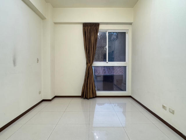 ☀五股買房賣屋稀有好停車築樂邊間透天,新北市五股區御史路