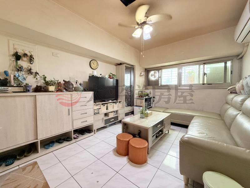 星洲挑高大空間四房大車位,新北市五股區成泰路一段