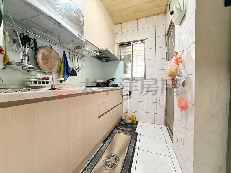 星洲挑高大空間四房大車位,新北市五股區成泰路一段