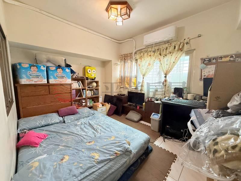 星洲挑高大空間四房大車位,新北市五股區成泰路一段