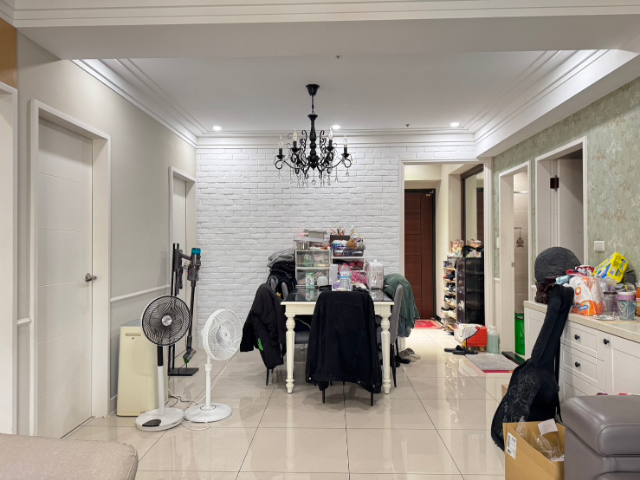 五股買房賣屋重劃區中心邊間四房車,新北市五股區芳洲八路