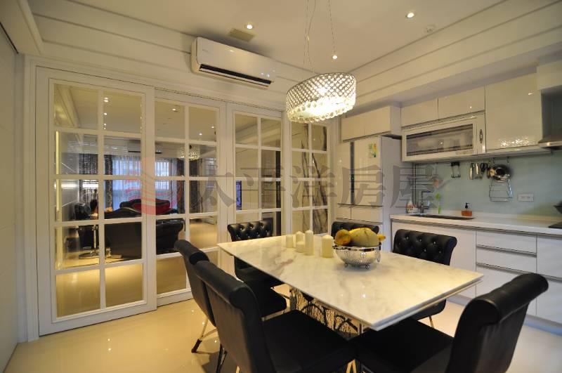 ☀泰山買房賣屋玄泰享生活貴族兩房車,新北市泰山區仁武街