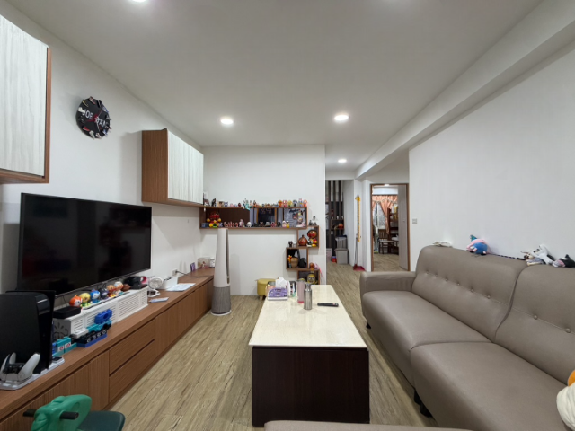 泰山買房賣屋國中旁免整理美3房,新北市泰山區泰林路二段