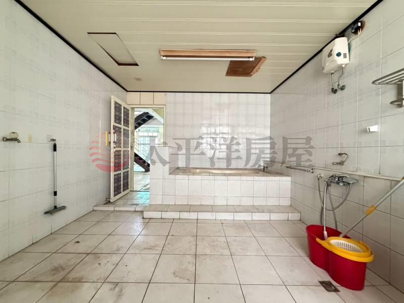 泰山買房賣屋塭仔圳旁3佳4,新北市泰山區明志路二段