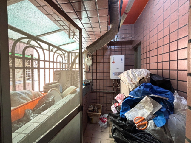 五股買房賣屋撲滿大露台3房,新北市五股區五福路
