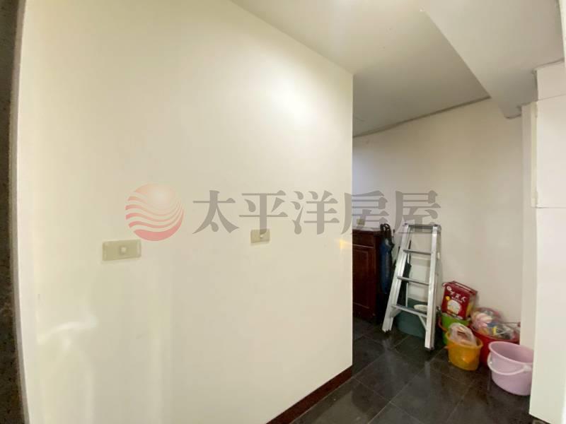 輔大金雞母樓中樓,新北市泰山區明志路三段
