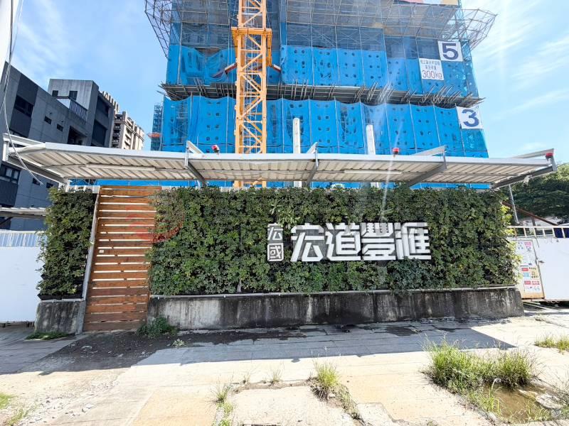 泰山買房賣屋塭仔圳稀有三房雙車位,新北市泰山區信華段五小段