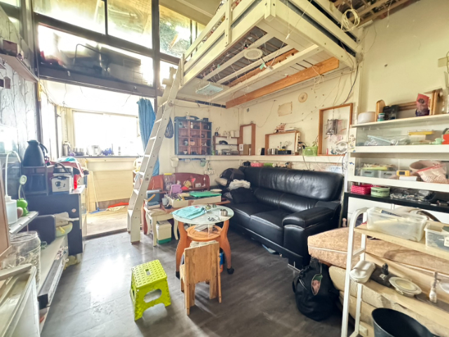 五股買房賣屋神奇4米2挑高二房,新北市五股區蓬萊路