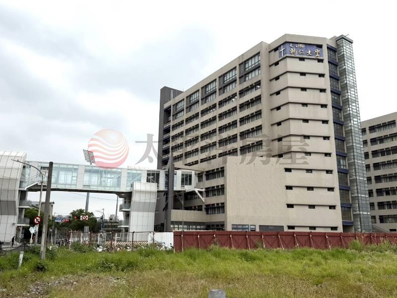 泰山買房賣屋貴和旁大空間廠辦(工業用),新北市泰山區新北大道六段