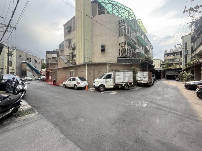 五股正中心商圈稀有透天廠(工業用),新北市五股區工商路