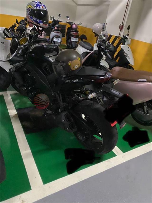 五股買房賣屋新五綻美妝二房車,新北市五股區新五路三段