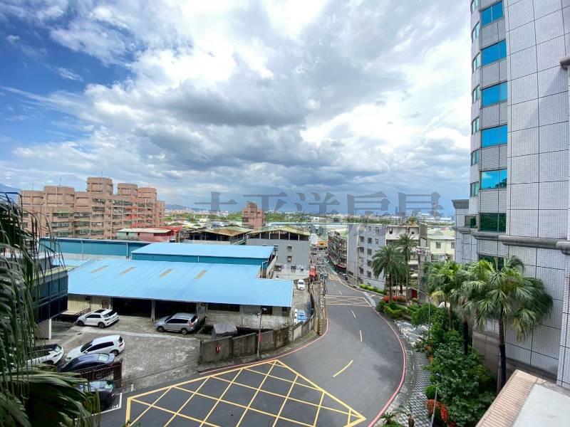 眺望101景觀大4房車,新北市五股區成泰路一段