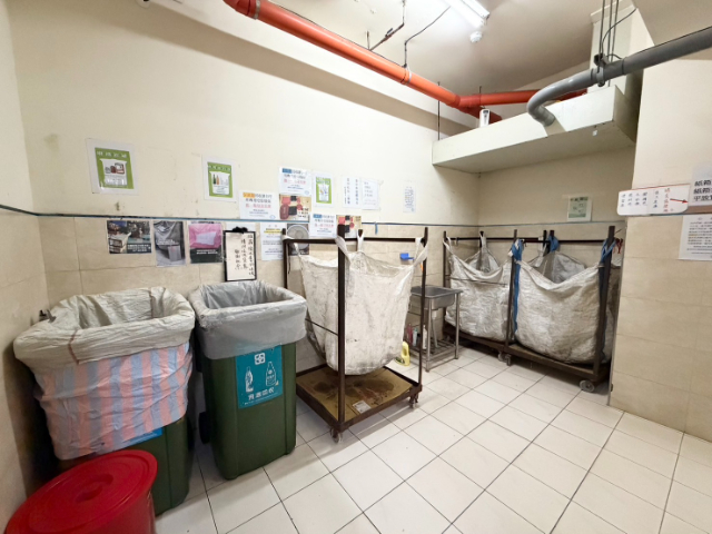 五股買房賣屋伯爵花園金店面,新北市五股區芳洲七路