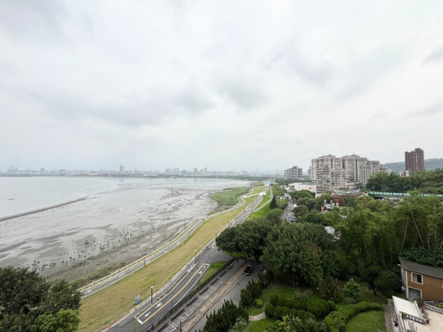 無敵海景景觀溫馨居車,新北市五股區成泰路四段