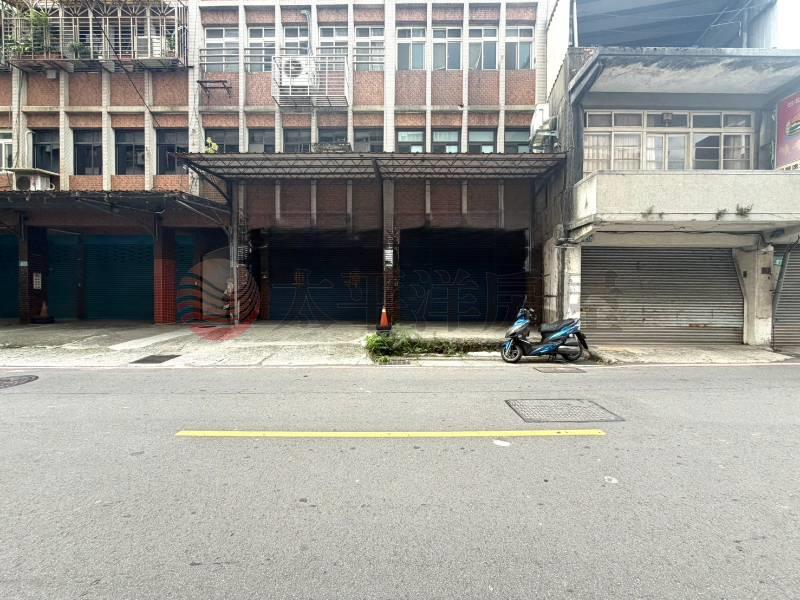 五股國中旁高投報金店王,新北市五股區民義路一段