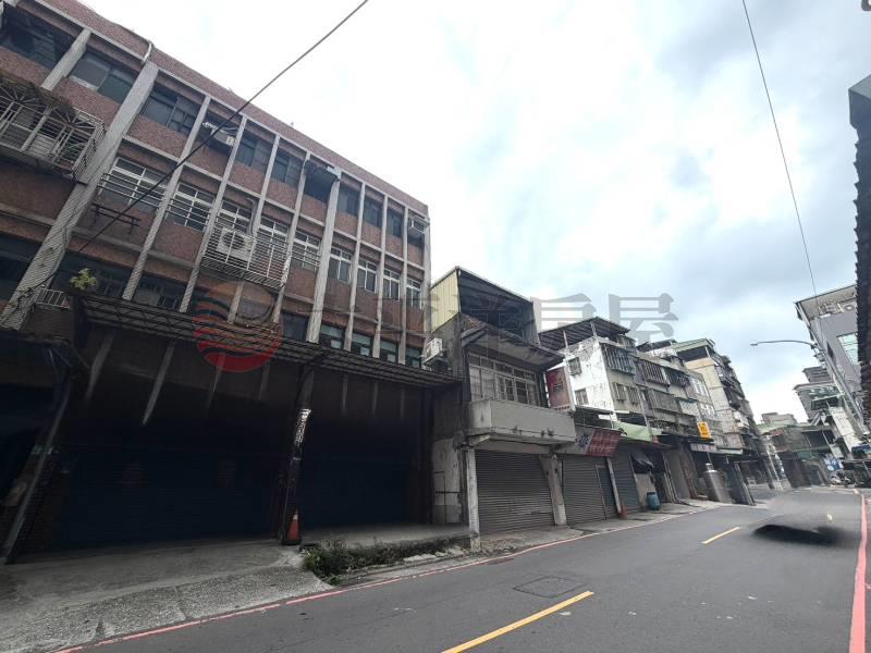 五股國中旁高投報金店王,新北市五股區民義路一段