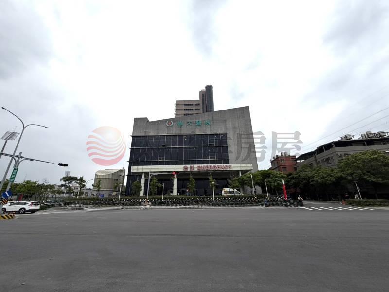 泰山買房賣貴和旁大空間明亮廠辦(工業用),新北市泰山區新北大道六段