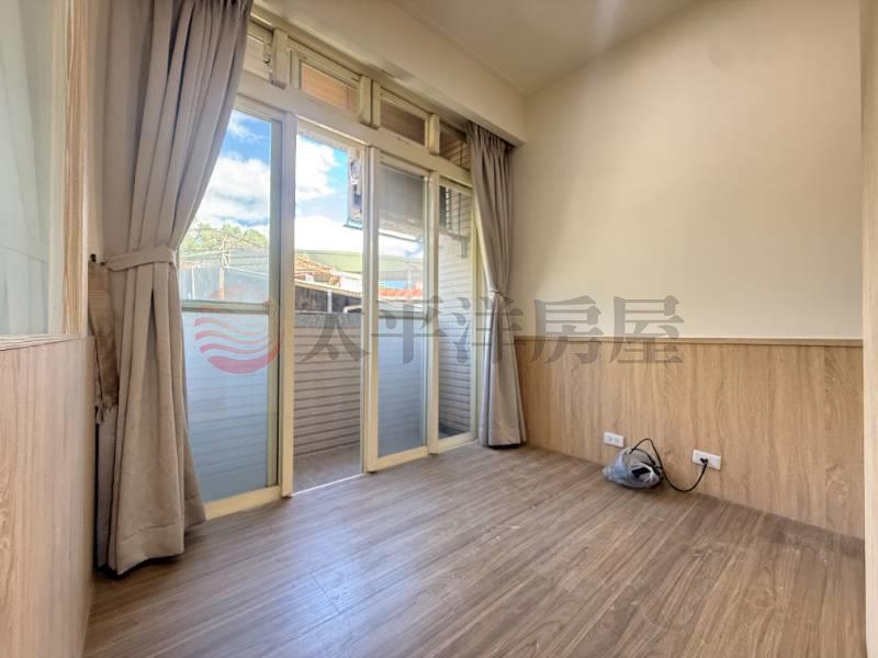 五股買房賣屋新屋齡電梯2+1房美居,新北市五股區自強路