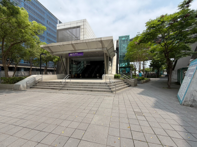 泰山買房賣屋低公設捷運旁華廈(工業用),新北市泰山區德安街