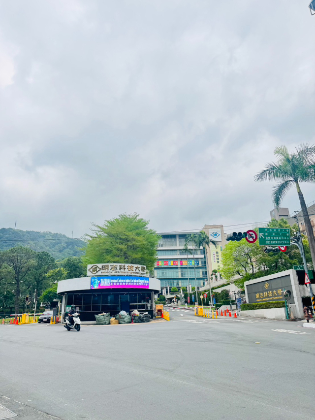 泰山買房賣屋低公設捷運旁華廈(工業用),新北市泰山區德安街