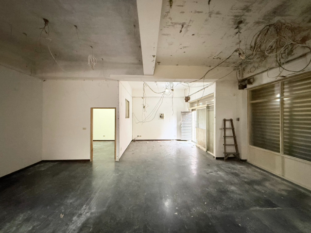 五股買房賣屋御花園大面寬金店面,新北市五股區西雲路