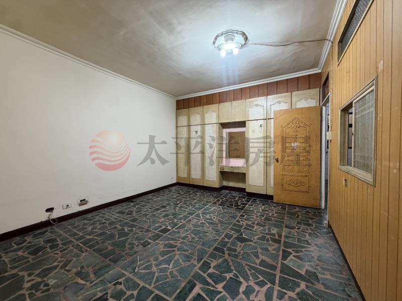 五股買房賣屋正路旁住辦三樓,新北市五股區成泰路一段