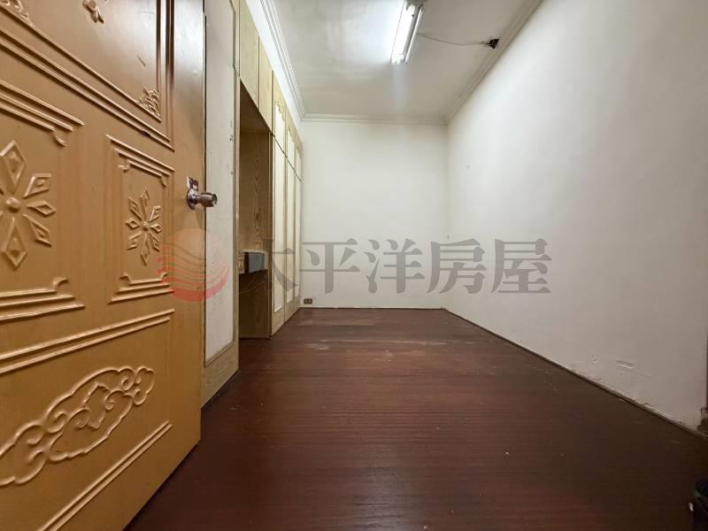 五股買房賣屋正路旁住辦三樓,新北市五股區成泰路一段
