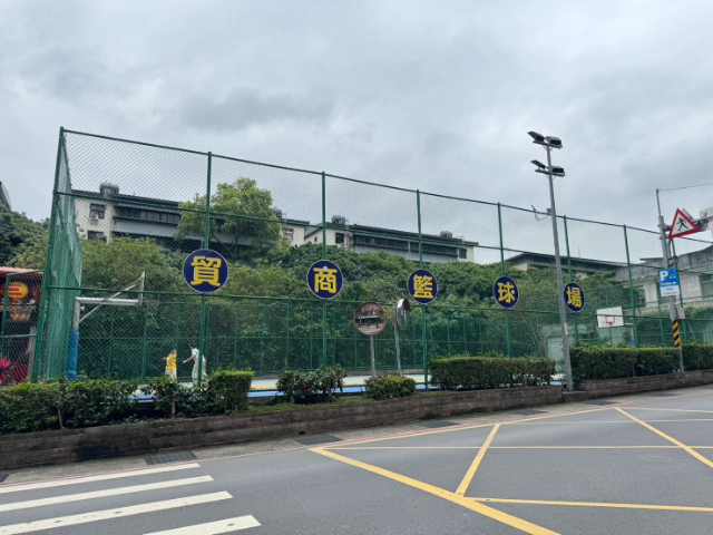 五股買房賣屋鄰馬路大面寬一線店面,新北市五股區成泰路一段