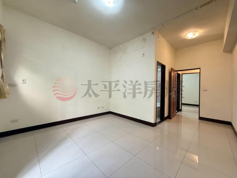 泰山買房賣屋金鑽方正三房車,新北市泰山區楓江路