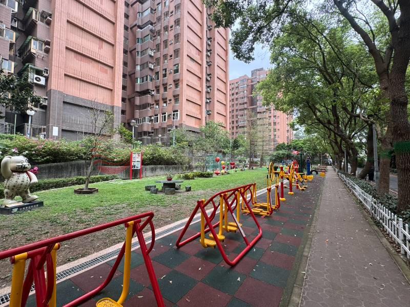 五股買房賣屋學府好入手大套房,新北市五股區水碓路