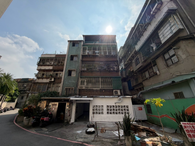 星巴克.公寓2樓.珍藏釋出,新北市泰山區民權街