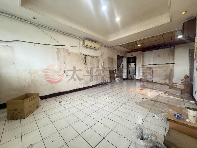 泰山買房賣屋新生方正視野好公寓,新北市泰山區新生路