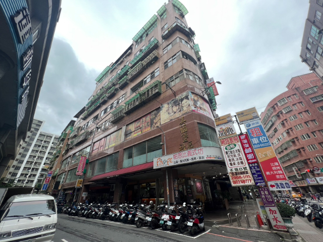 泰山買房賣屋美福堡置產首選套房,新北市泰山區明志路三段